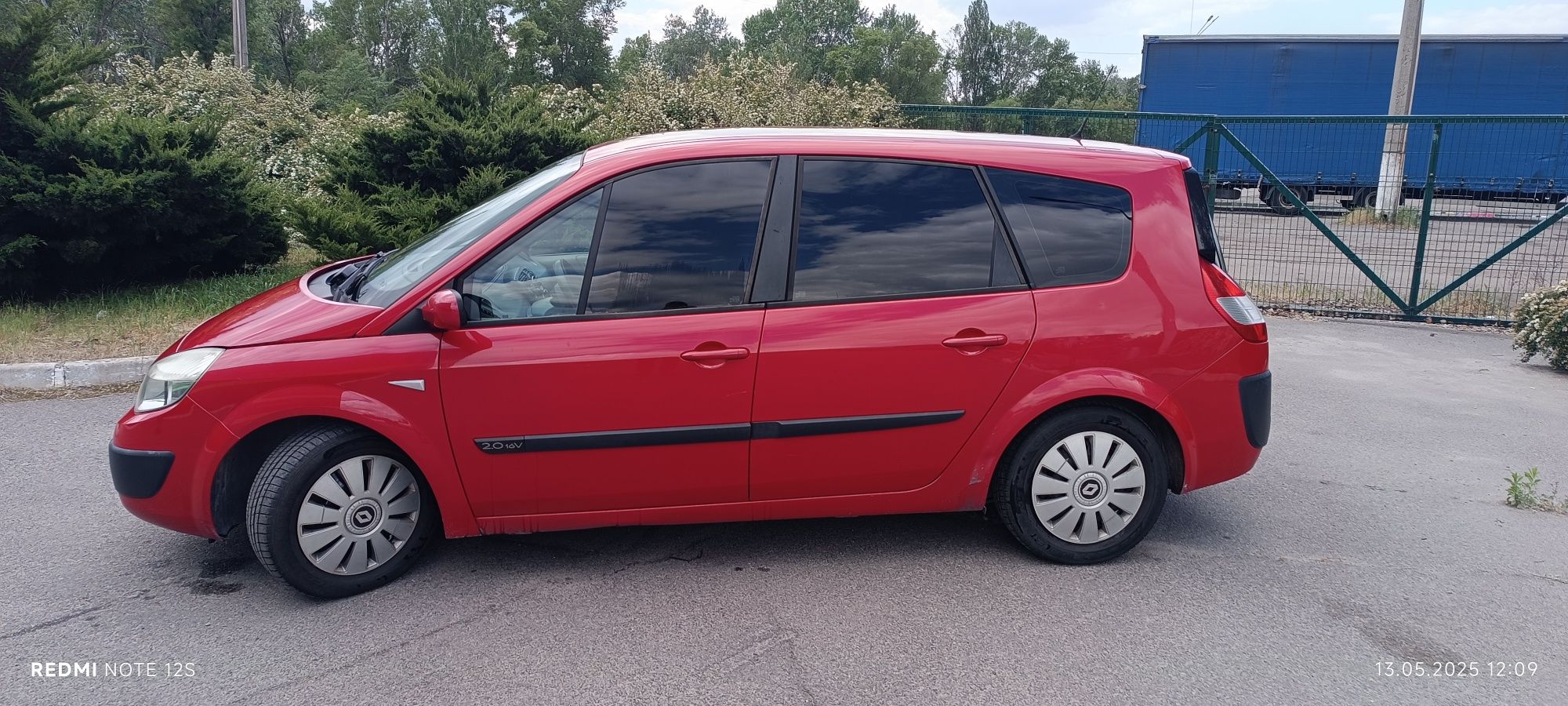 Продам сімейне авто.