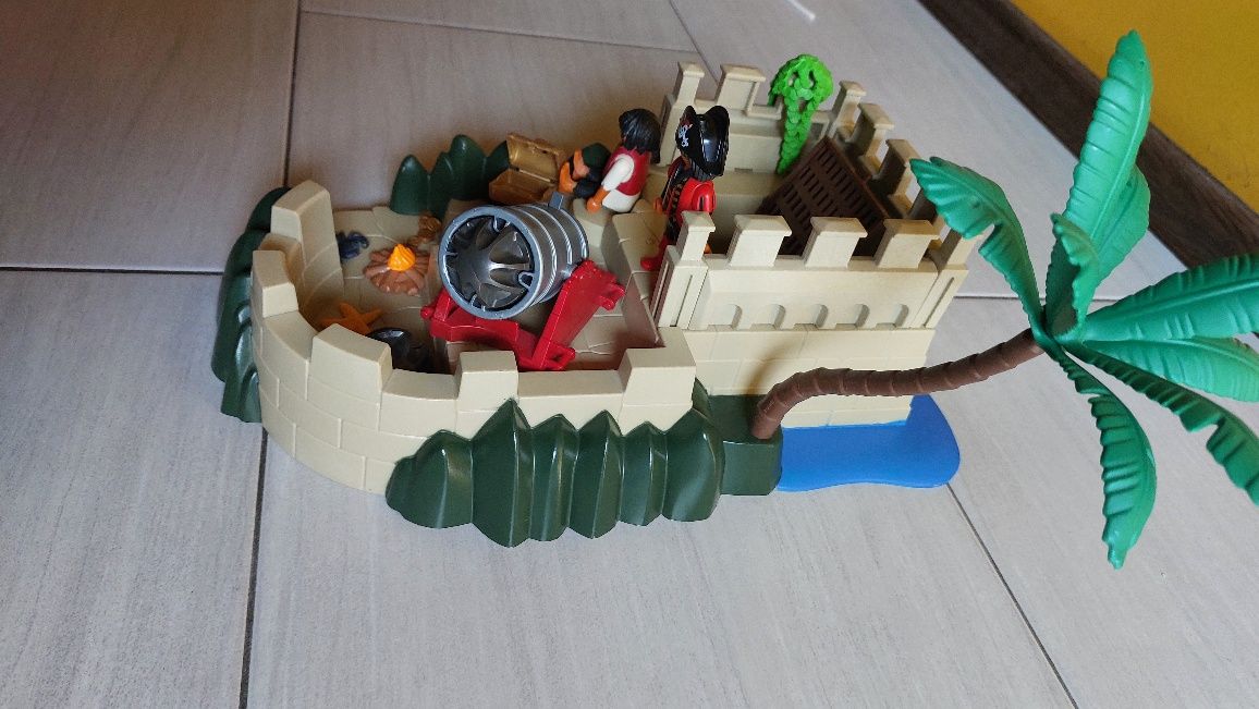 Playmobil wyspa piratów 4007