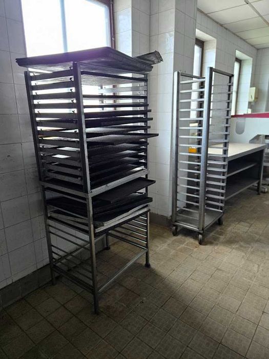 etagere rail pour patisserie