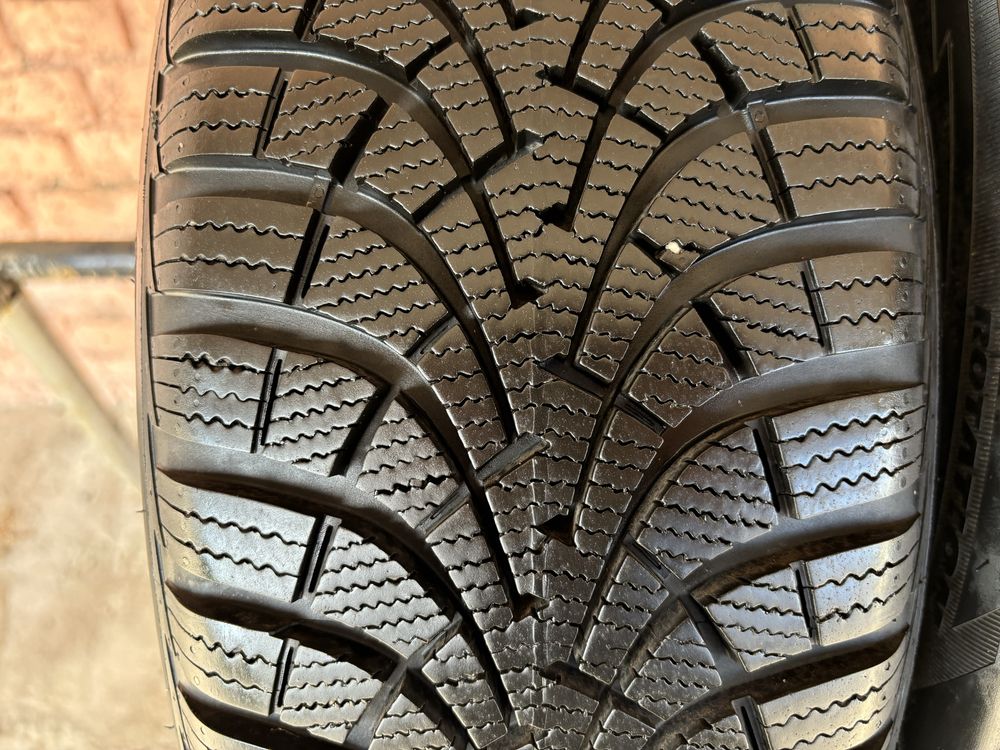 Комплект Зимових шин 195/60R16 Good Year
