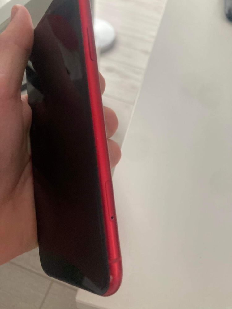 Iphone 11 Red Kielce