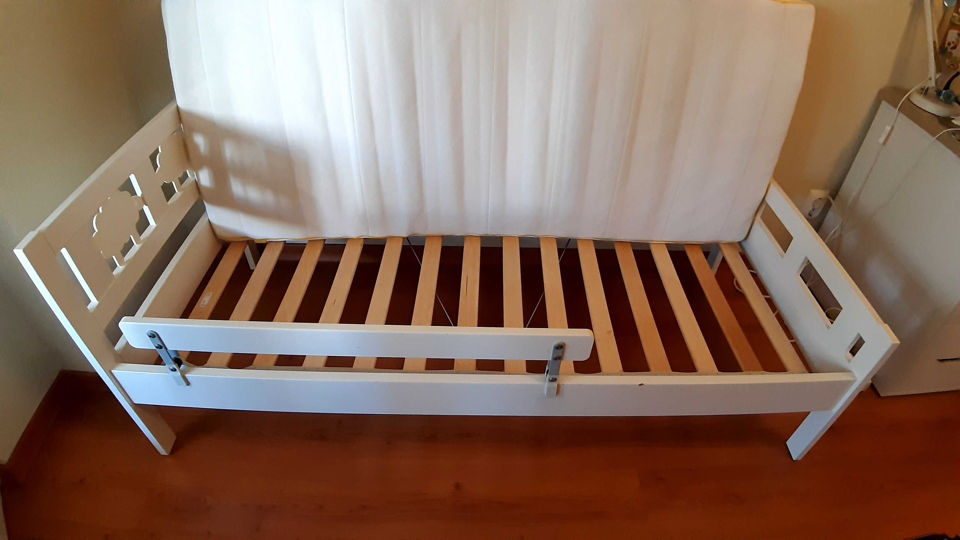 Cama de criança IKEA KRITTER + colchão UNDERLIG + estrado LÜROY