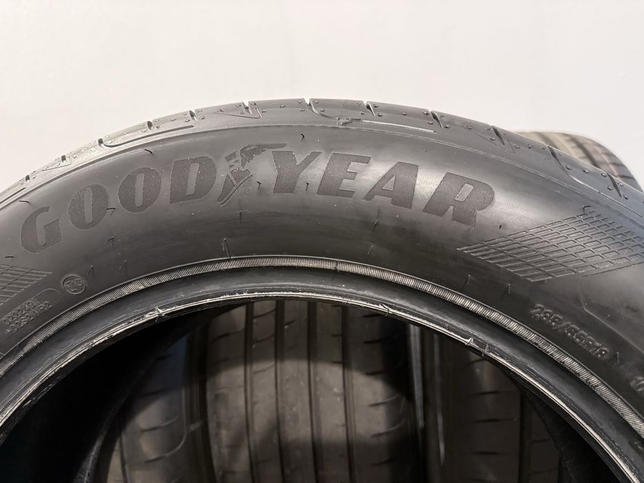 Opony GOOD YEAR 235/55R18