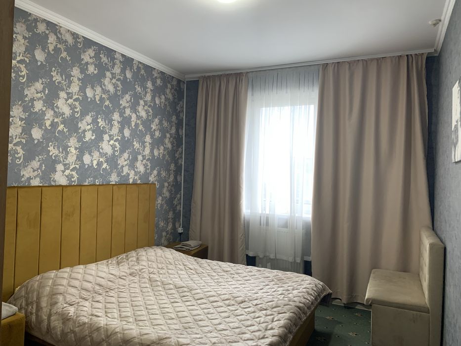 2к квартира подобово .Кіцмань.центр.