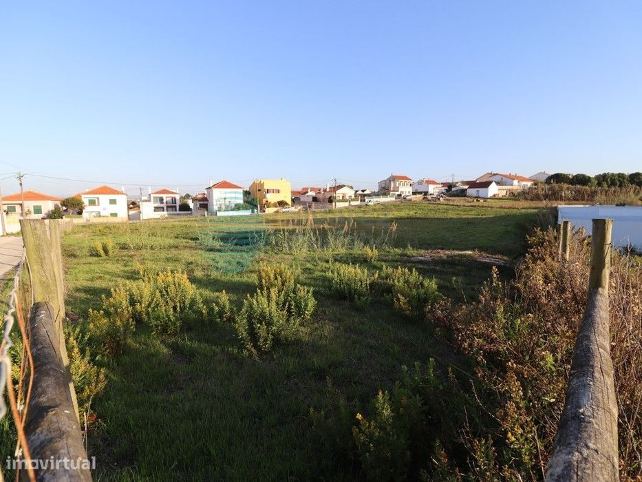 Terreno Rústico com viabilidade de Loteamento para 8 Lotes na zona ...