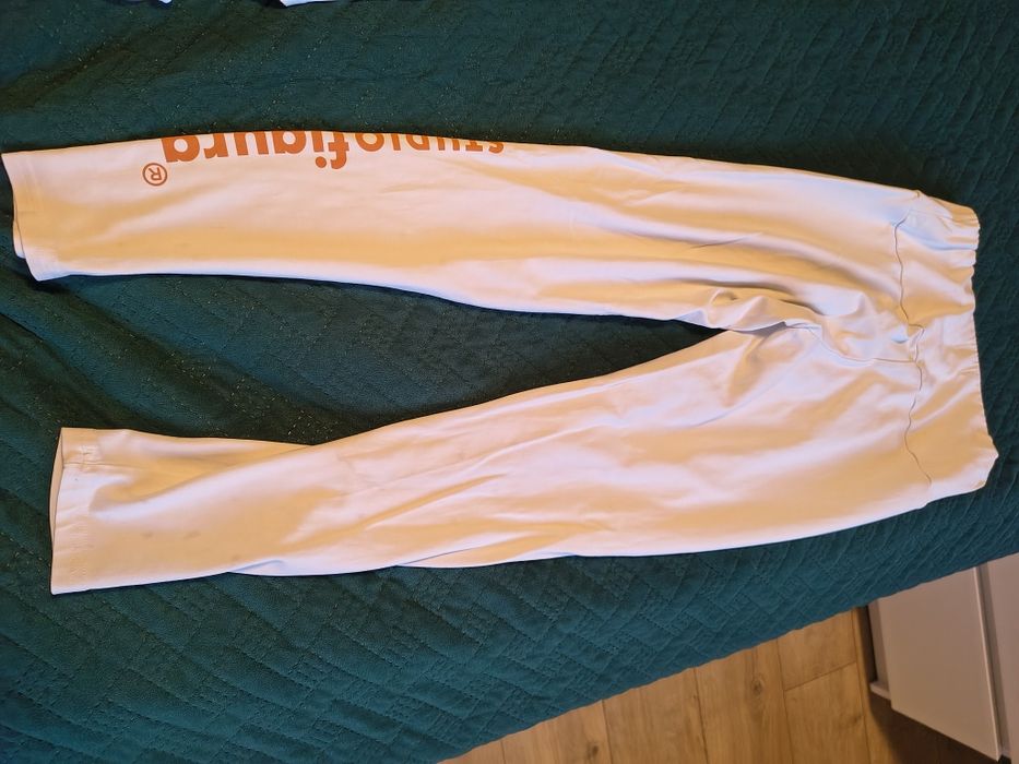 Legginsy białe wygodne