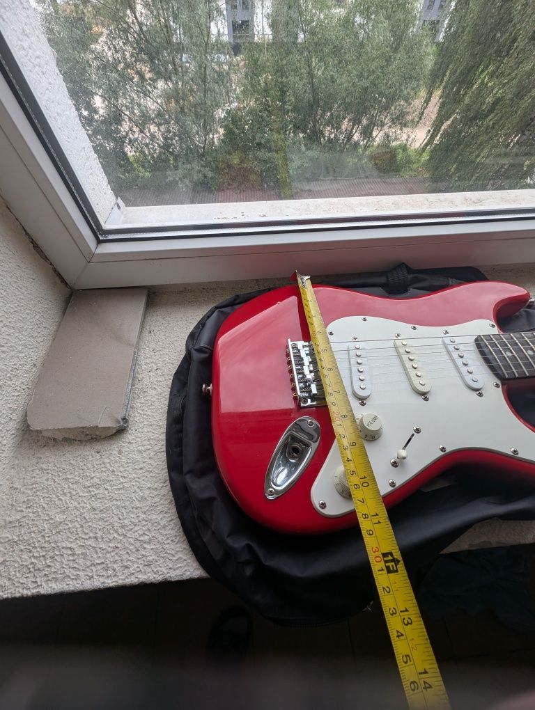 Електрогітара Squier mini by Fender