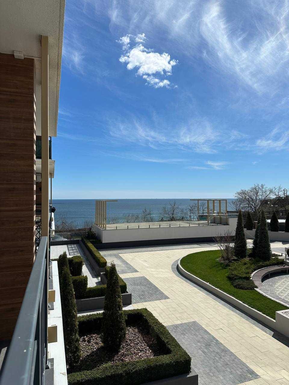 Продажа 2-комнатной квартиры с видом на море в Маринисте.