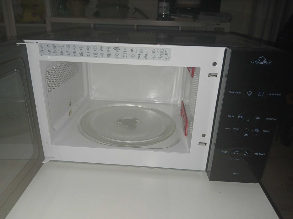 Kuchenka mikrofalowa  Whirlpool MCP 346/BL