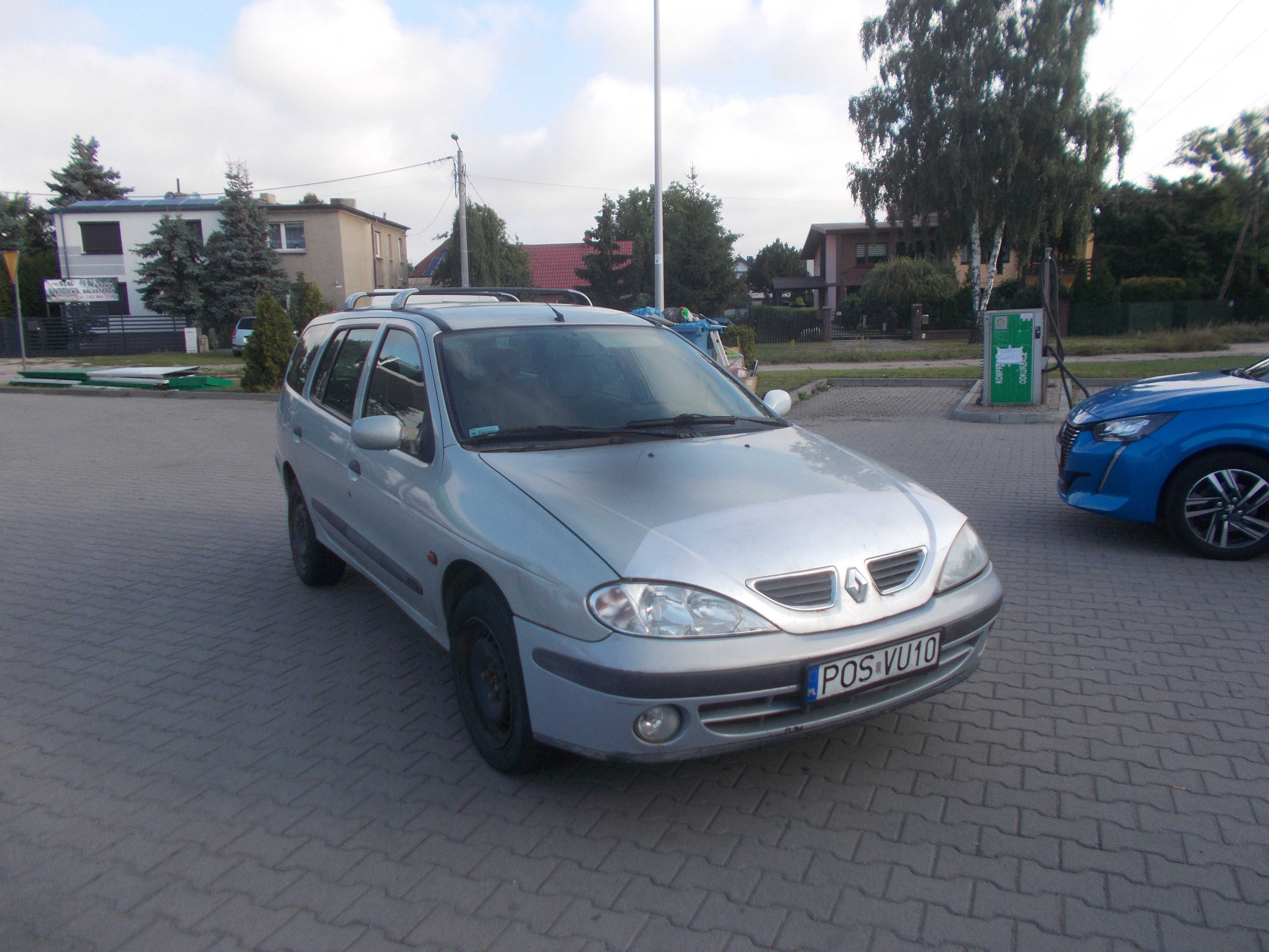 Lampa lewa tył tylna Renault Megane kombi demontaż