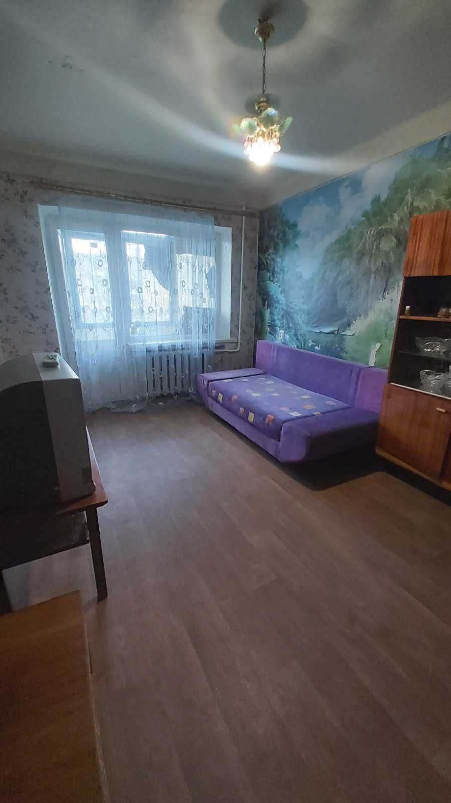 Срочно!Продается 2к квартира.5800$