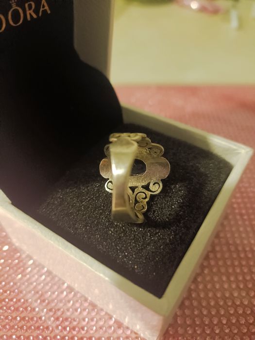 Srebrny pierścionek z ametystem