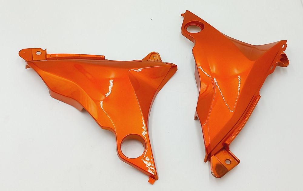 Kawasaki z800 owiewka wypełnienie pod siedzenie oslona  L P