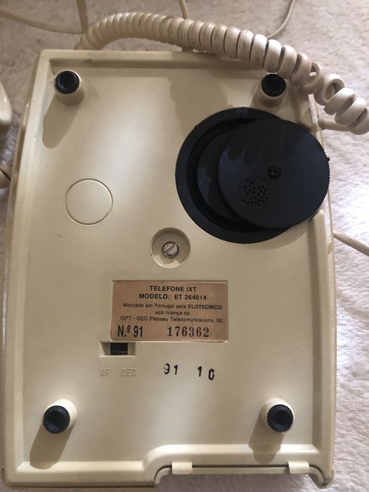 Telefone de teclas analogico anos 90 seculo XX