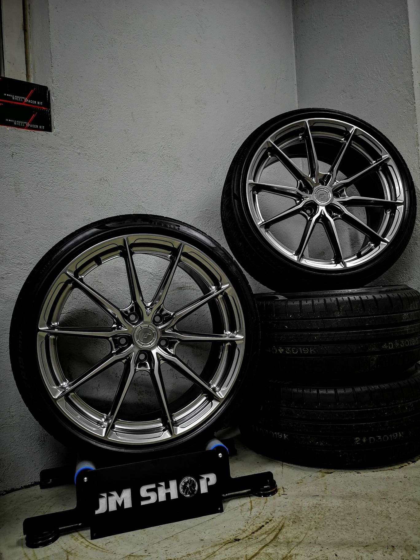 Felgi 19" JR37 19" 8,5J 5x112 Golf Leon Audi