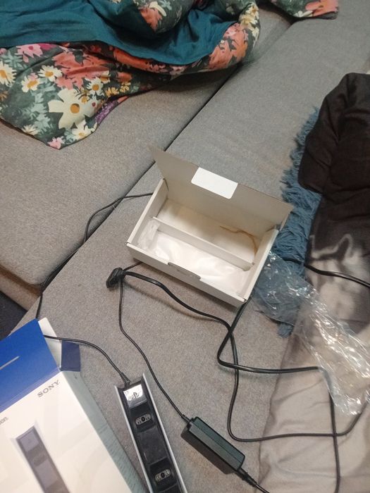 Stacja ładująca do padów ps5