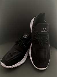 Нові кросівки чоловічі легкі чорні бігові 42 розмір кроссовки мужские