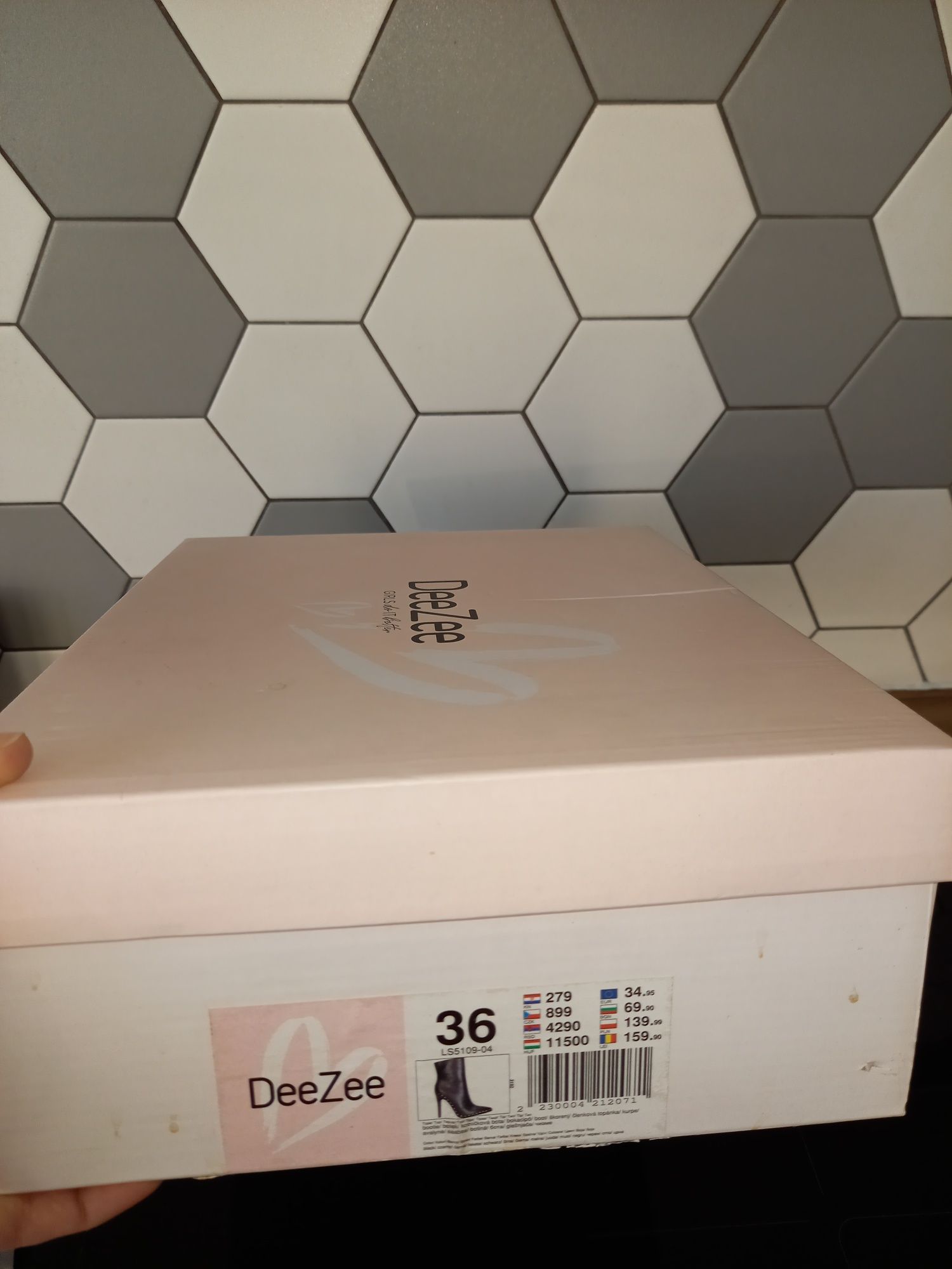 Nowe Buty, botki czarne wiosna-jesień rozmiar 36 CCC