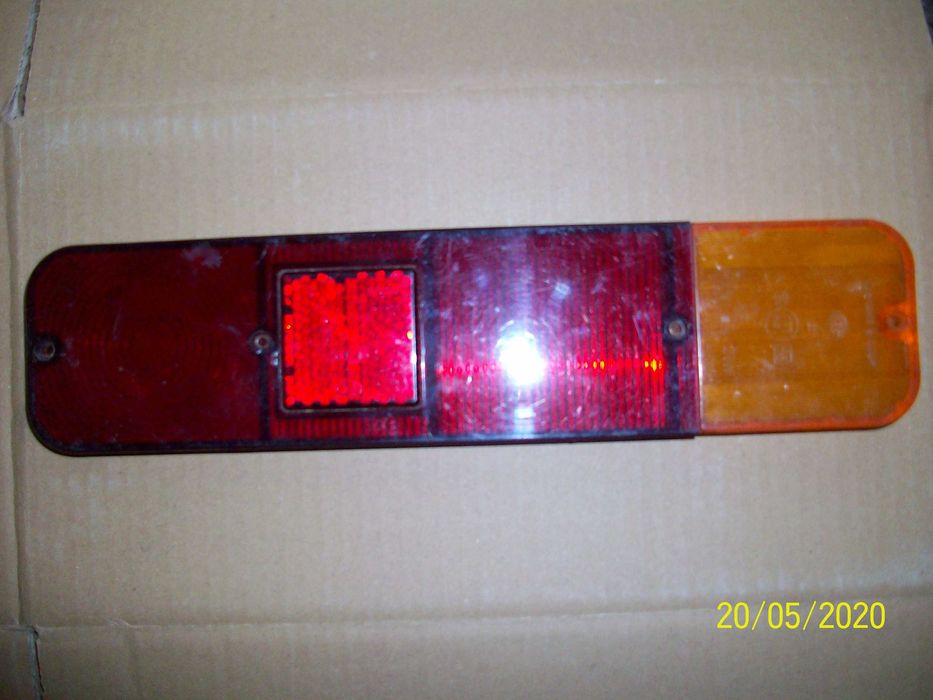 Бризговик  на  Opel  Kadett  та  Москвич .