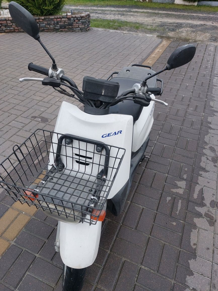 Продам скутер YAMAHA GEAR 50 кубів