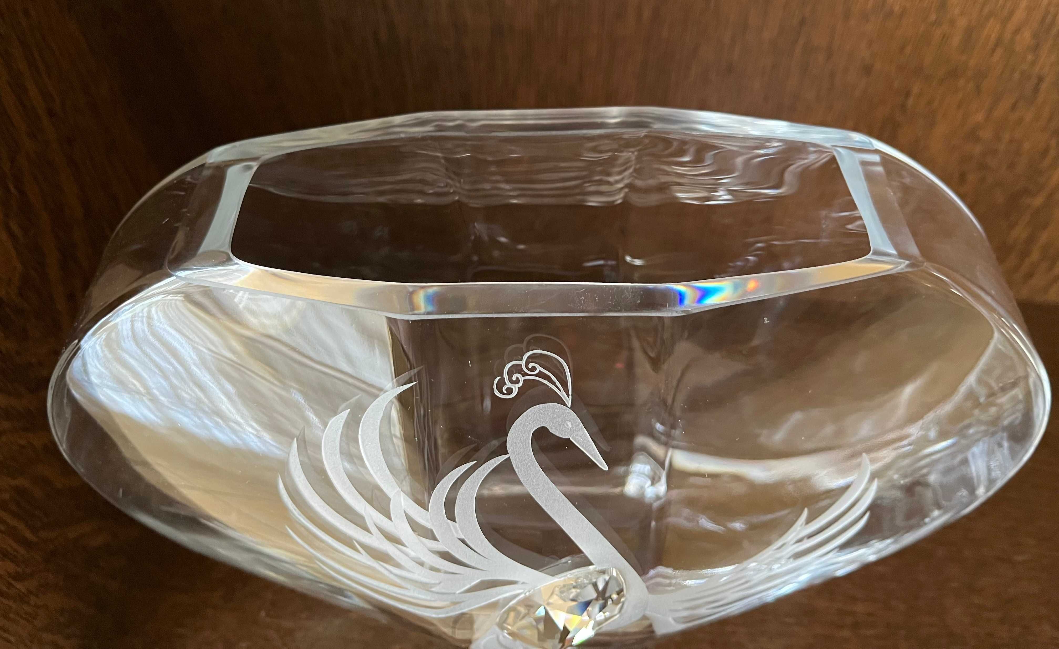Wazon dekoracyjny z kryształem Swarovski "Łabędź" 22cm