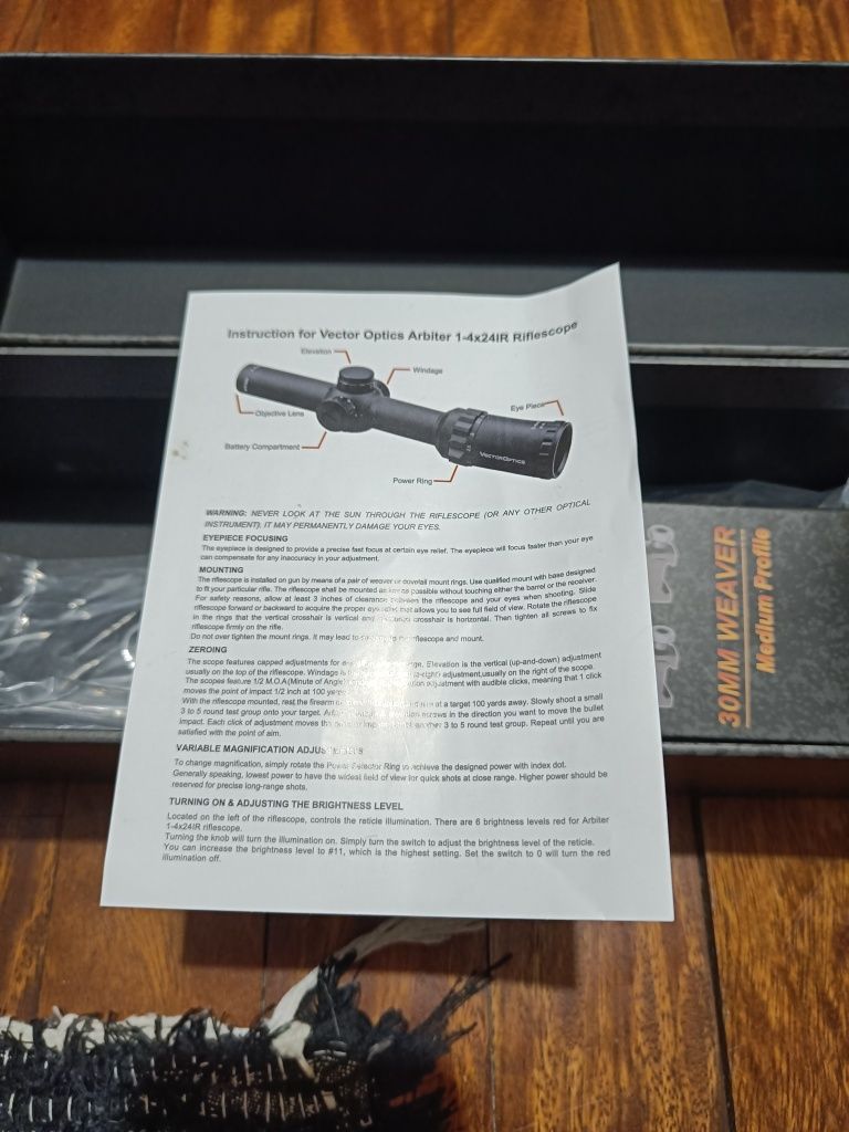 Scope VectorOptics 1-4X24