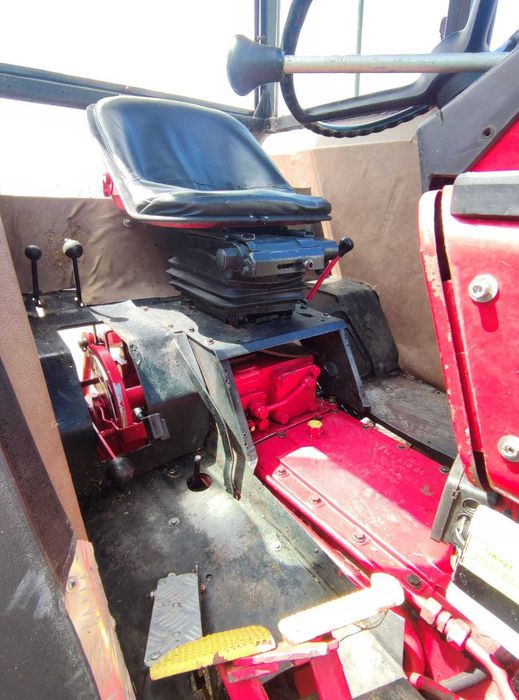 Sprzedam ciągnik Case 844s