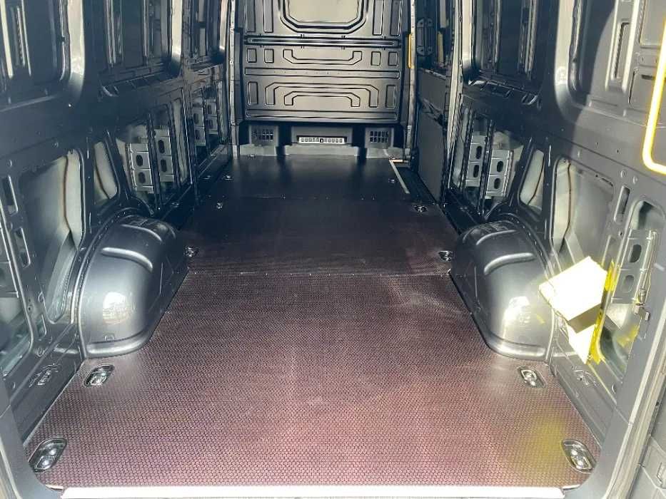 MAN TGE L3H2 Zabudowa busa Podłoga 9mm ze sklejki DOSTAWA GRATIS