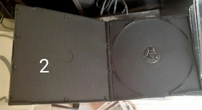 Caixas CD e DVD vazias