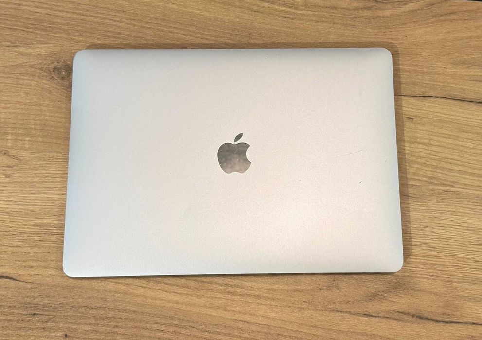  MacBook Air 13 2020 M1 8GB RAM 256GB SSD Silver АКБ 100%