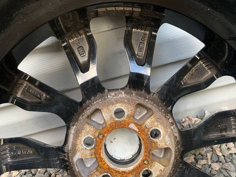 Продам комплект титанів Subaru 5/100 R17