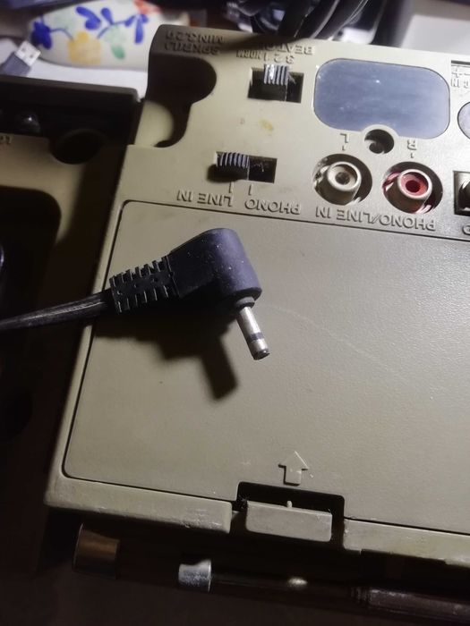 Магнітола PC-70 напівробоча