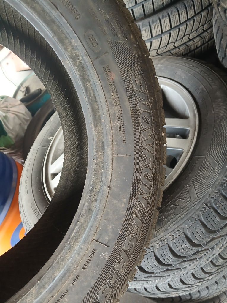 Komplet opon zimowych 185/65 R15