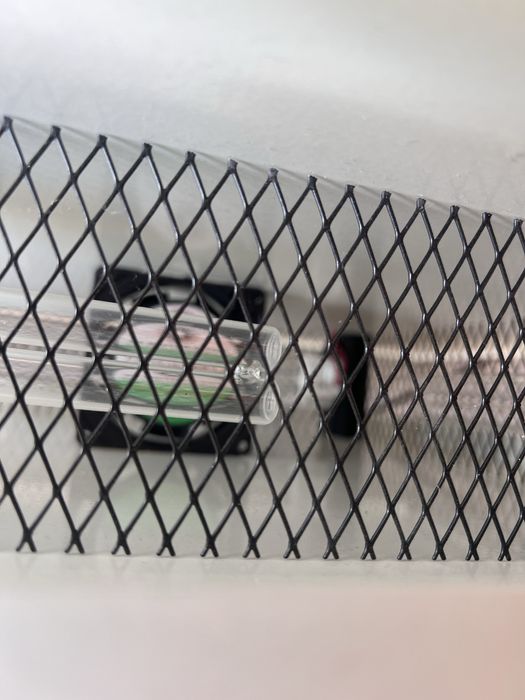 Nowa lampa dezynfekcyjna UV-C 600x600 – do sufitu podwieszanego