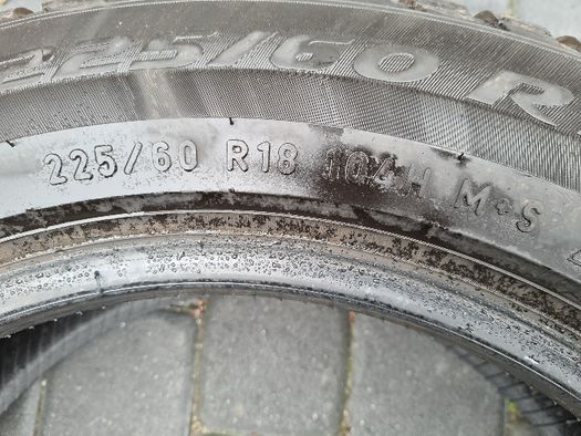 Opony Pirelli Sottozero 3 - 225/60/18 - RSC