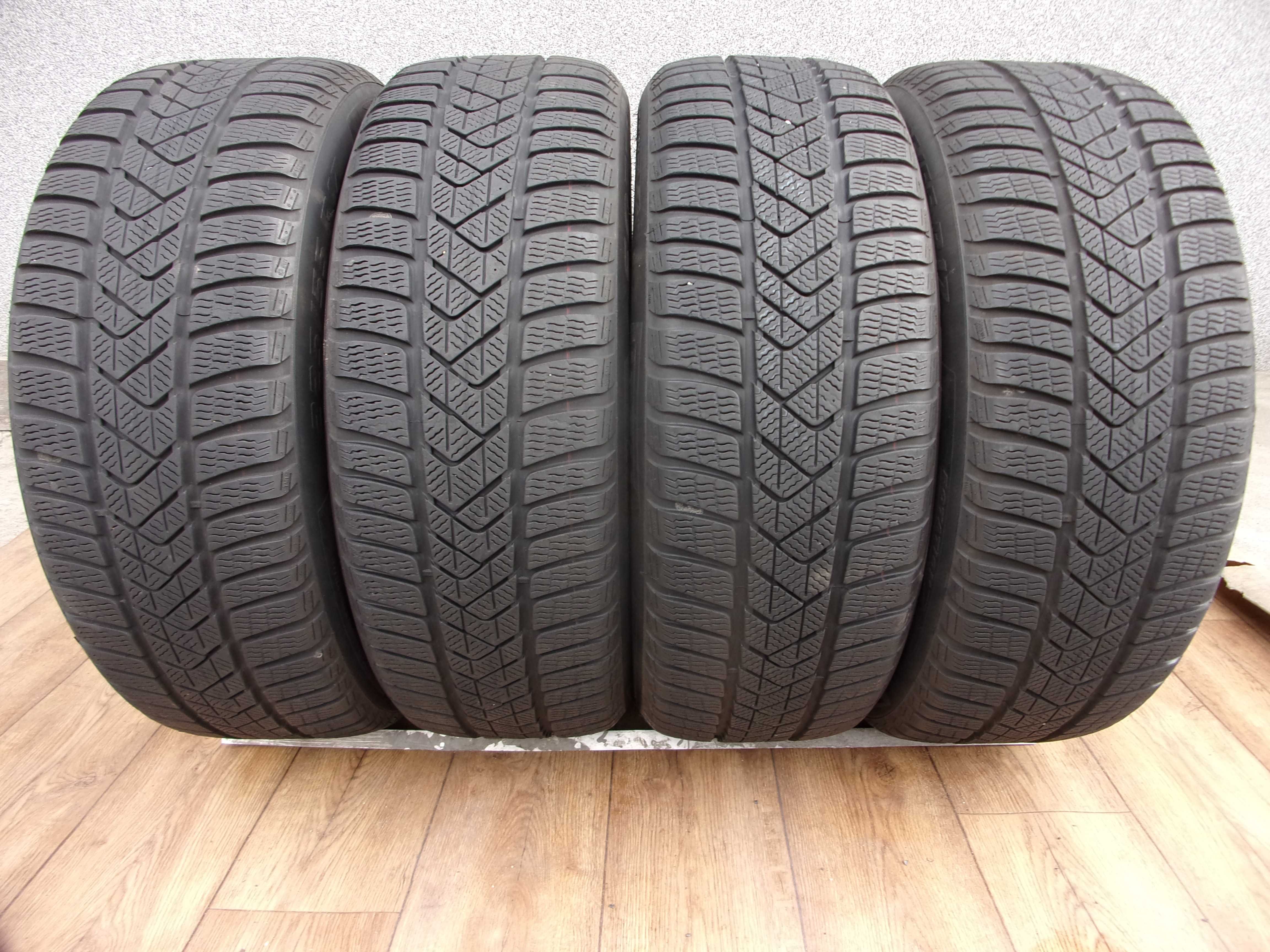 Pirelli WinterSottoZero3 225/55/17 97H z 2020r ładne!