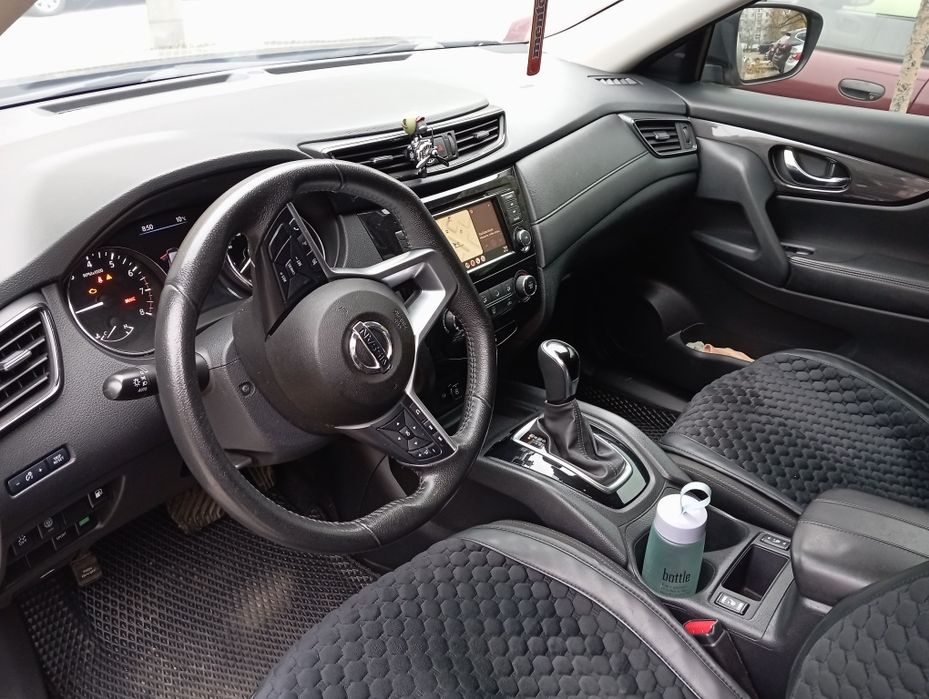 Продам Nissan rogue 2019г 2.5