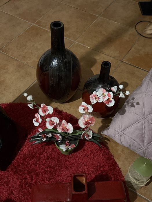 Diversas peças de decoração