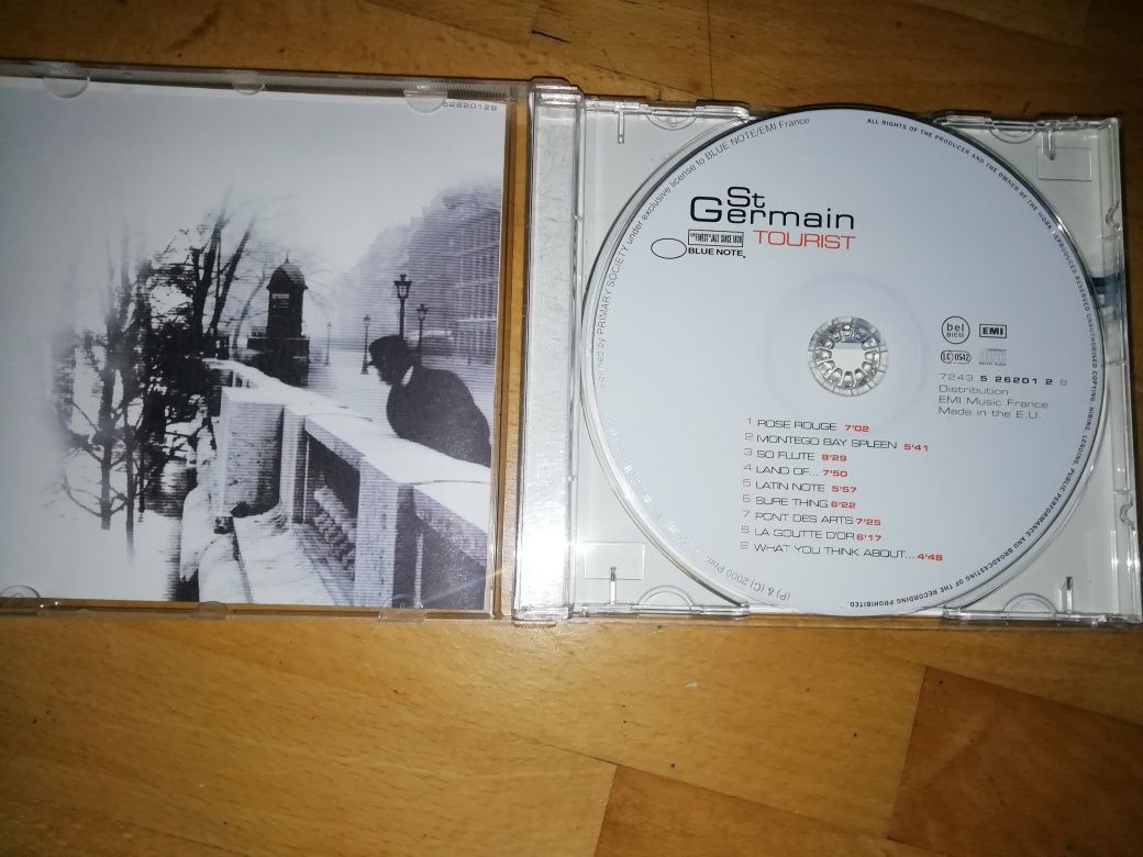 CD St Germain Tourist