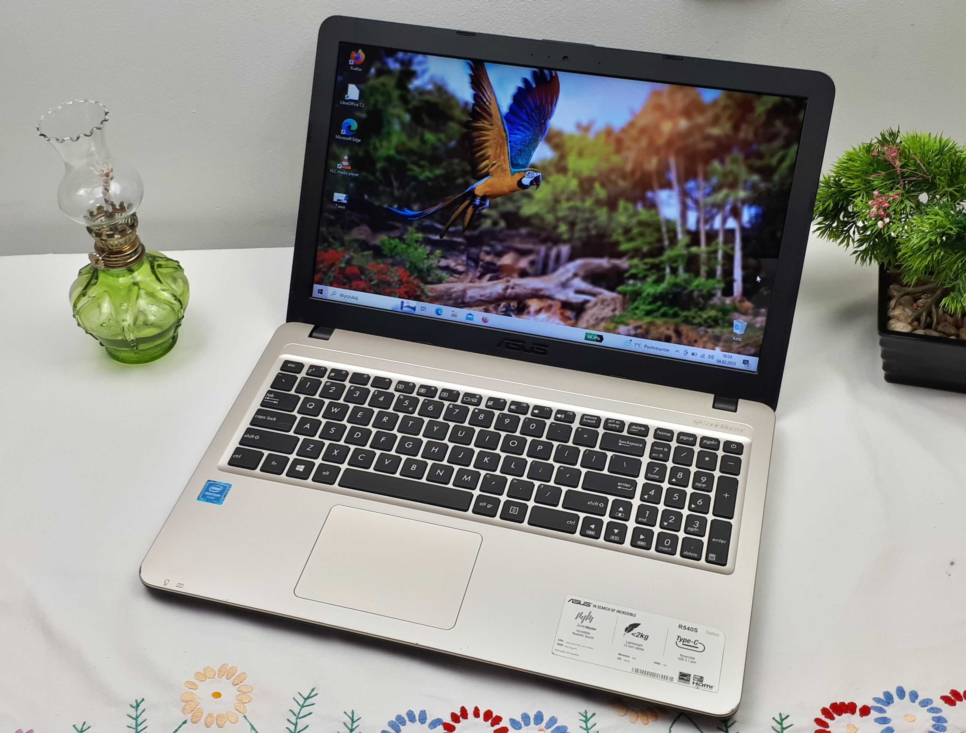 Zadbany Laptop Asus 15,6"HD LED Core i3 2.00GHz x4/4GB/1024GB/Kamera