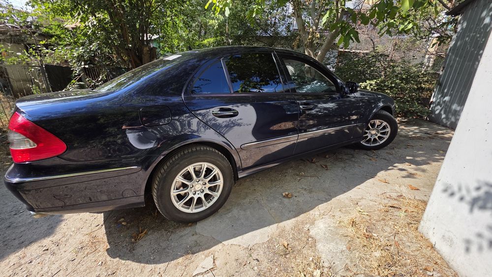 Mercedes-Benz E-Class 2007