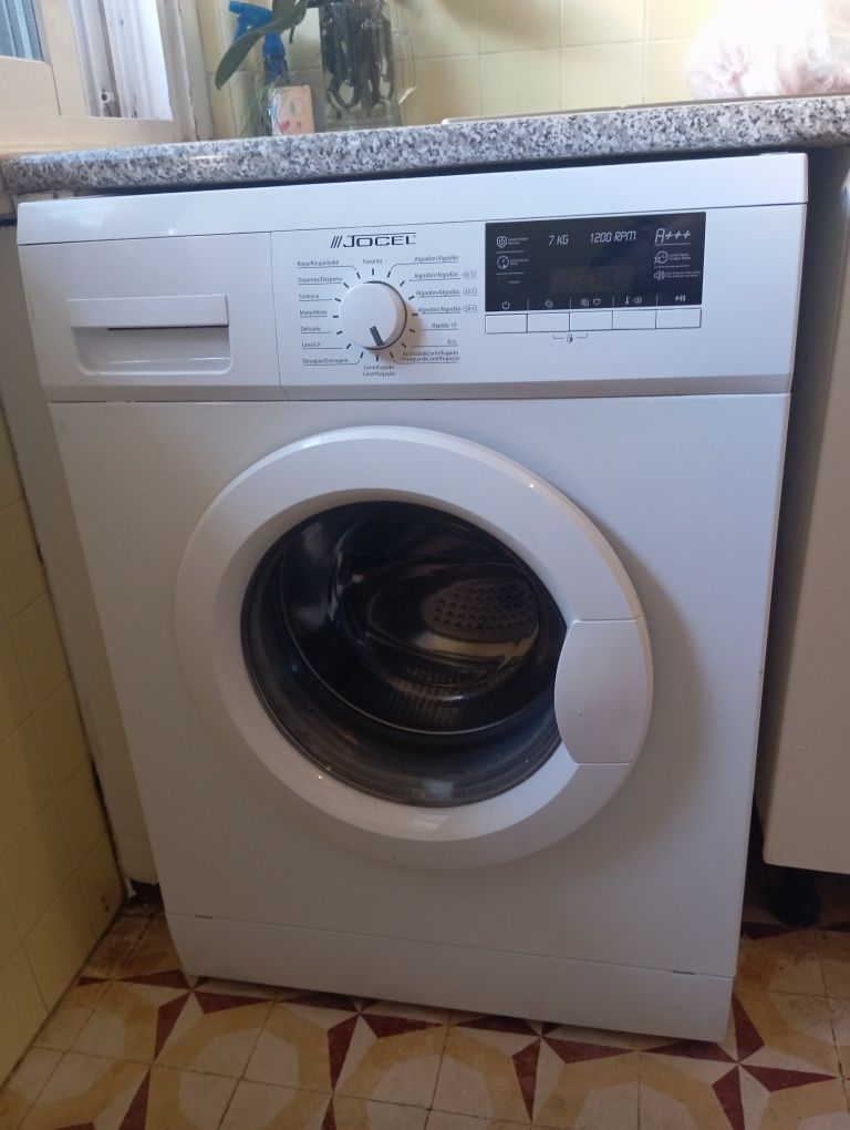 Máquina de Lavar Roupa 7 quilos