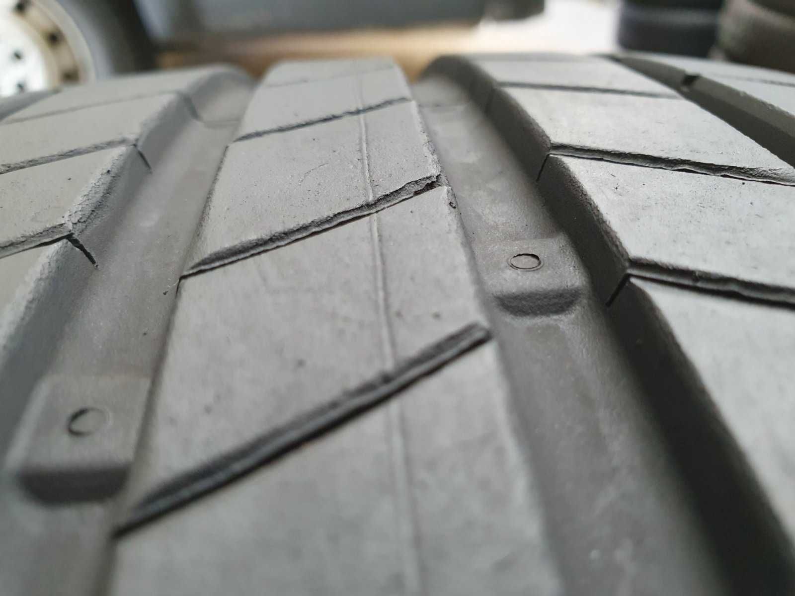 2x Bridgestone Turanza T005  225/45r18  6,8mm
