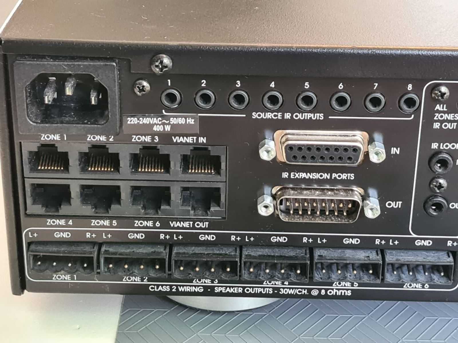 Kontroler audio/wideo Elan M86A multi-room controller