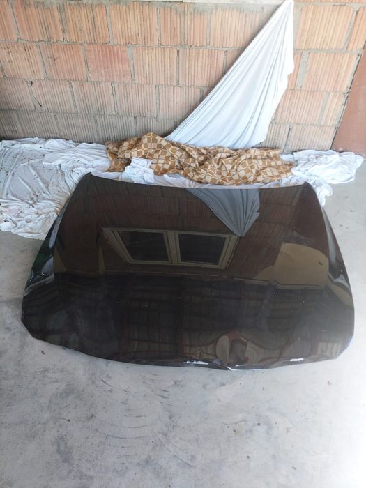 Uszkodzona maska bmw f30