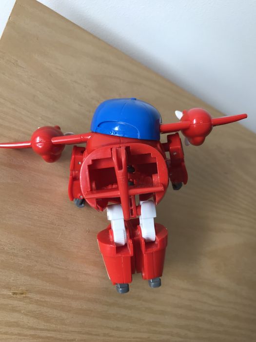 Flip z Super Wings figurka transformująca samolot robot 2w1