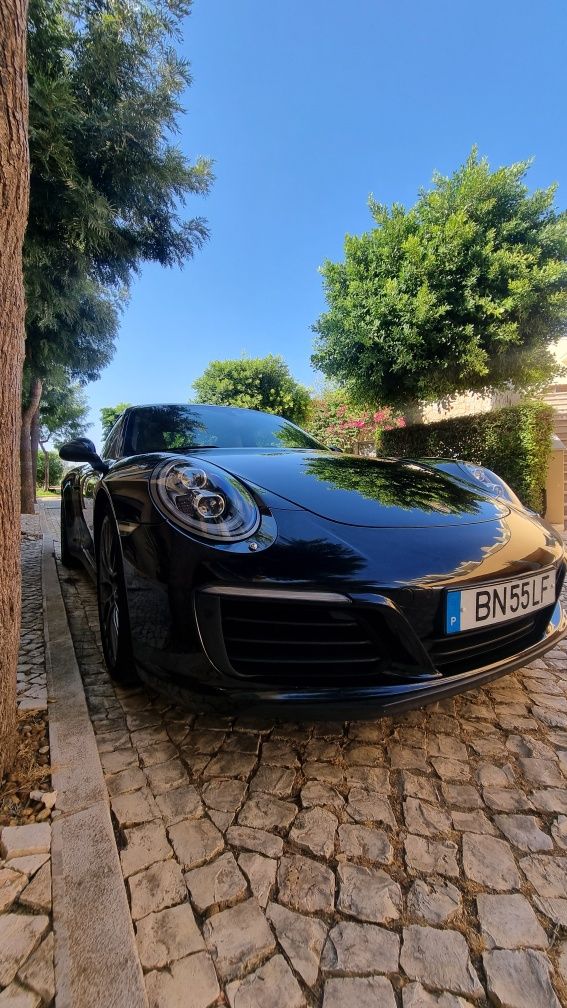 Porsche 911 4S Black