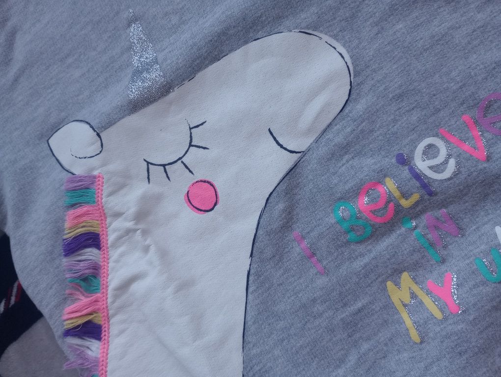 Bluza z jednorożcem jak nowa r. 134