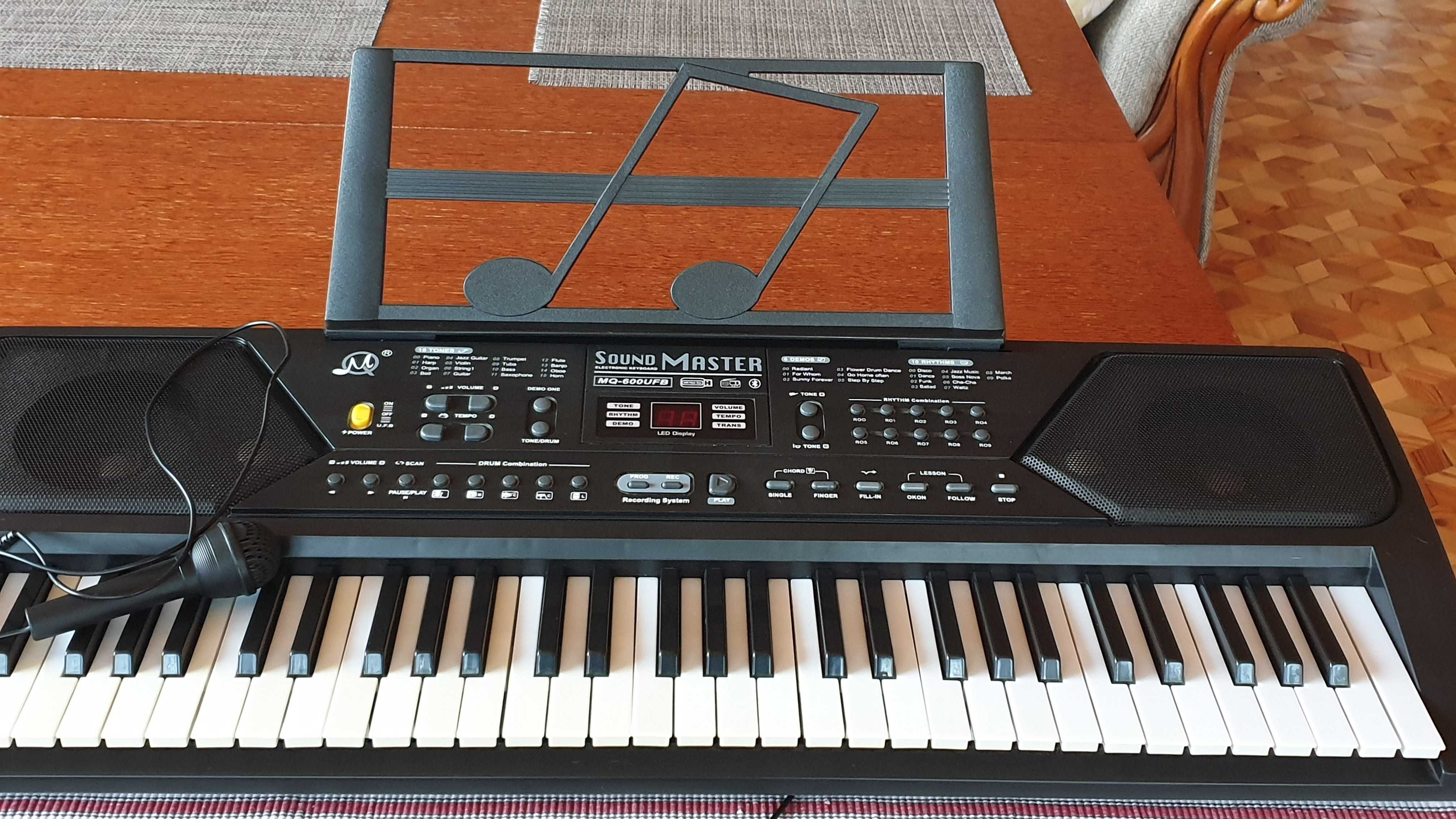 Keyboard Organy z zasilaczem i mikrofonem - MQ-600UFB