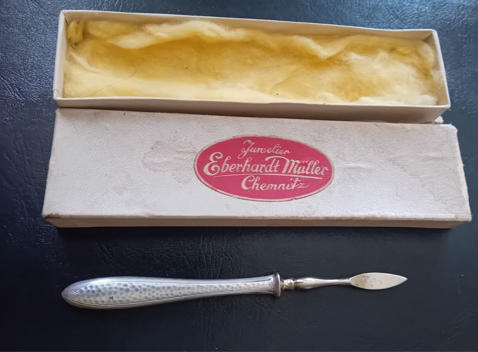 Wiekowy wyrob jubilerski